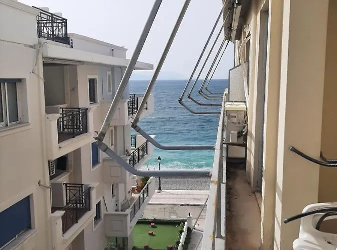 Comfortable Beachfront Apartment