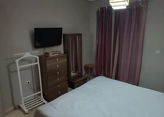 Comfortable Beachfront *